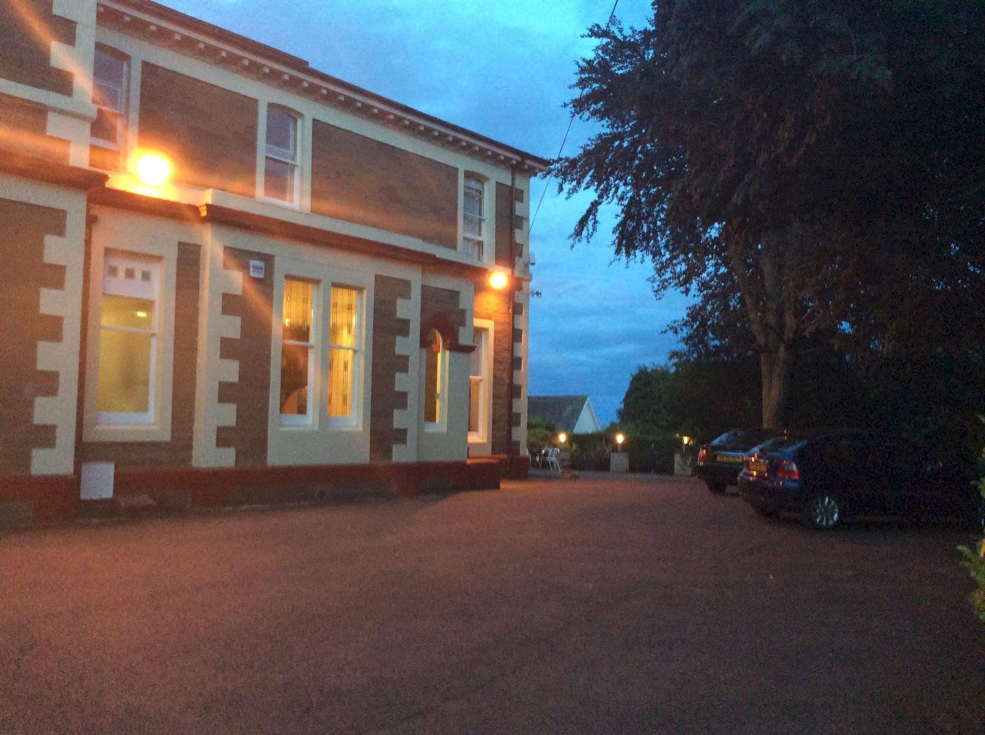 Taychreggan Hotel Dundee Zewnętrze zdjęcie